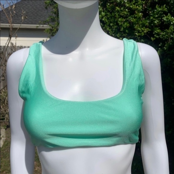💋NWT Lovers + Friends Mint Green Wrapped Up Bikini Top - Picture 2 of 15